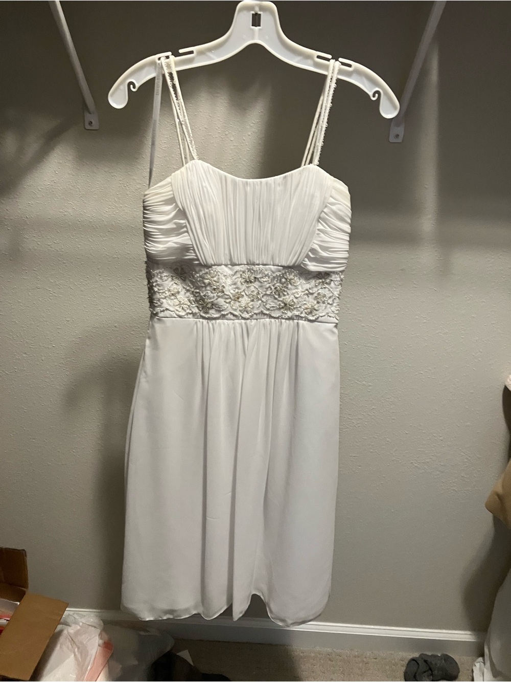 David’s Bridal T9435 White Beaded Empire Waist Reception Dress Size 4